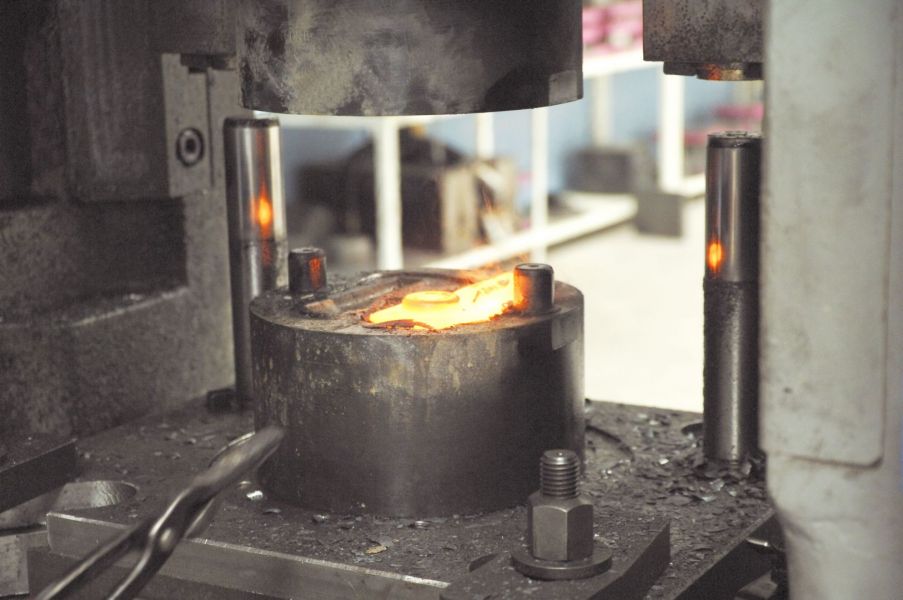 Dövme Kalıpları — Özkan Kalıp